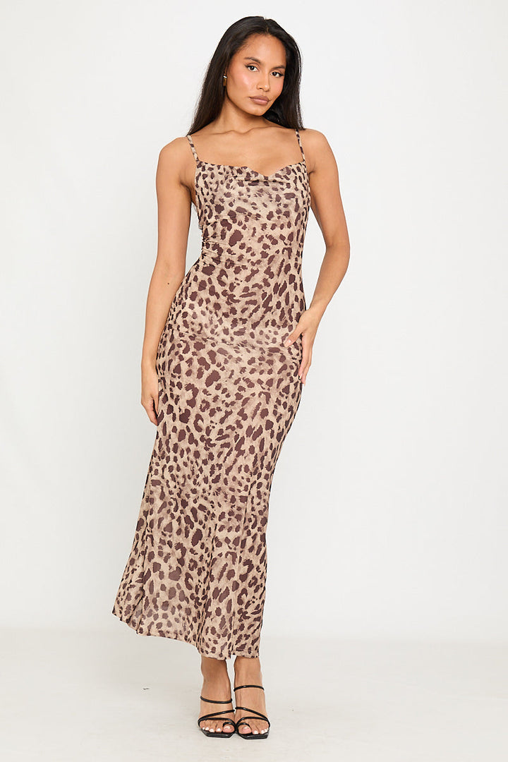 Robe longue à bretelles et col bénitier à imprimé léopard
